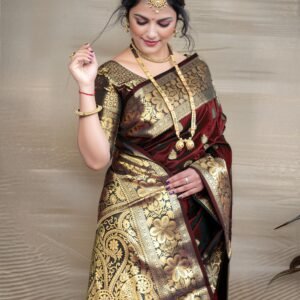 Women's Banarasi Silk Saree With Blouse Piece Maroon soft Banarasi Silk Saree