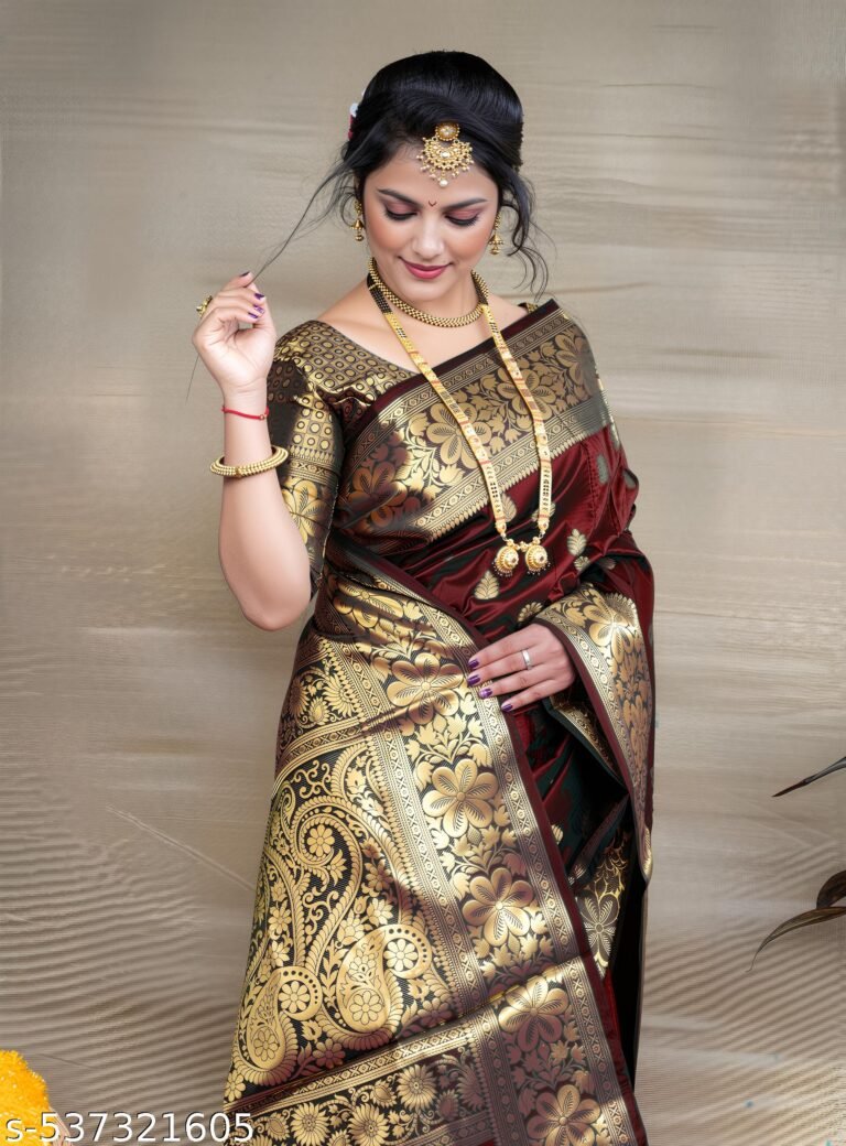 Women's Banarasi Silk Saree With Blouse Piece Maroon soft Banarasi Silk Saree