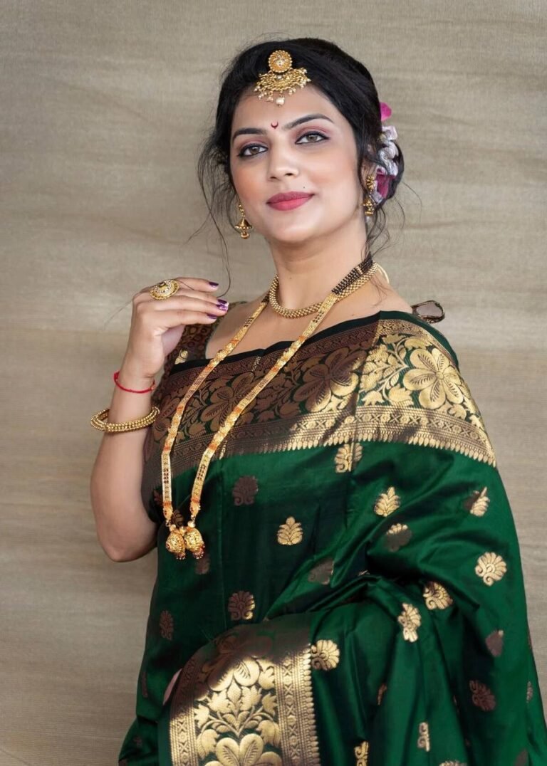 Banarasi Silk Sarees for Women with Blouse Piece for Wedding and Festival Party Kanjivaram Style